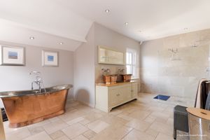 Photo 19- click for photo gallery